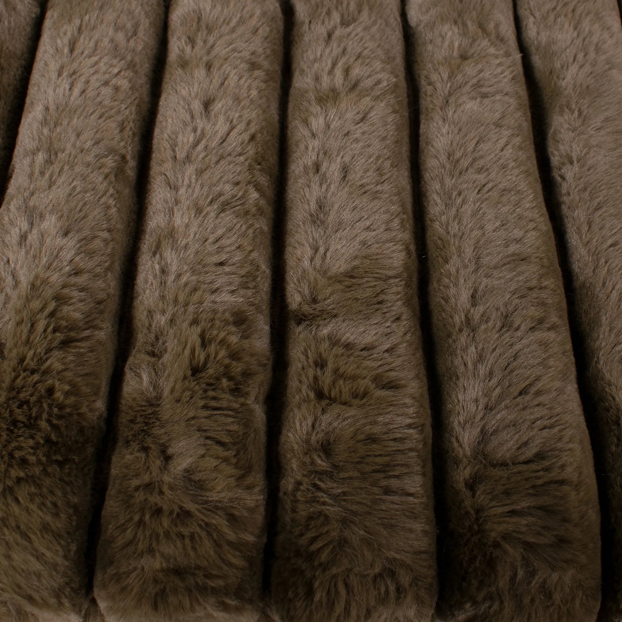 plush-faux-fur-throw-blanket-dark-brown