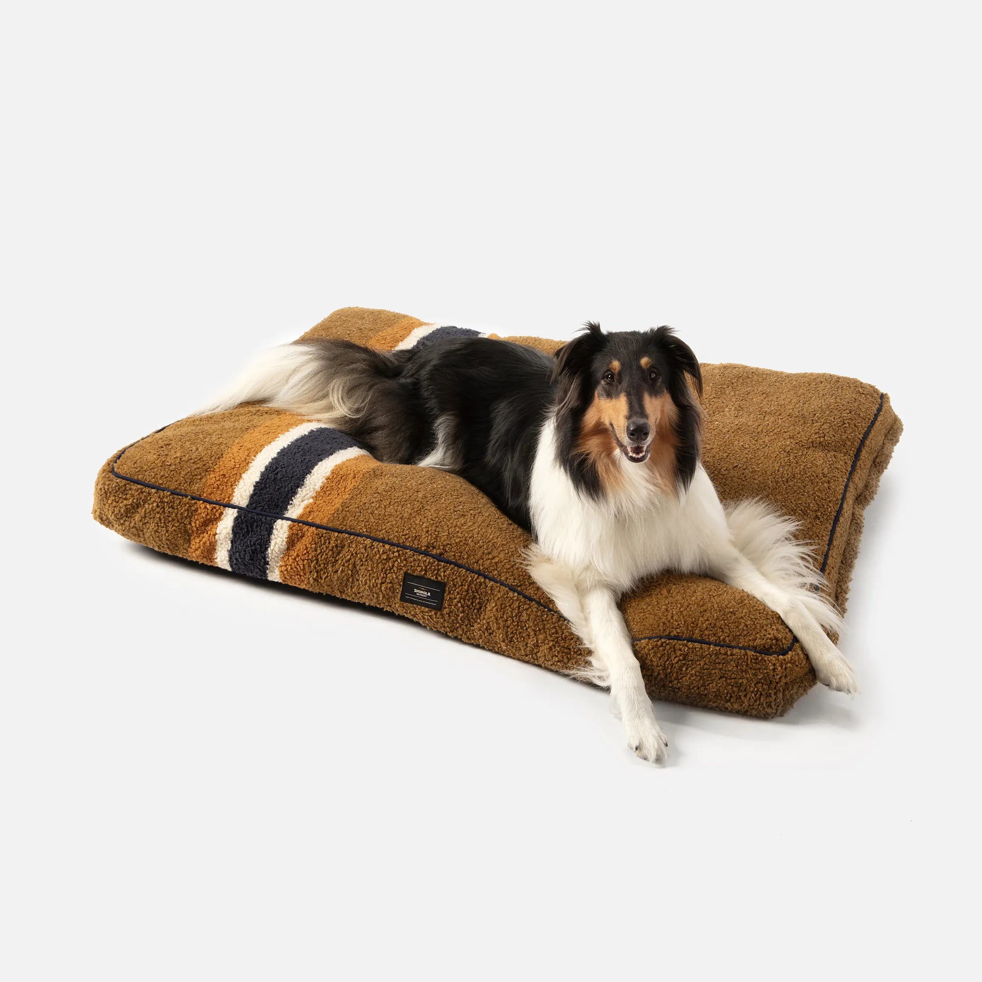 rust-napper-berber-shinola-dog-bed