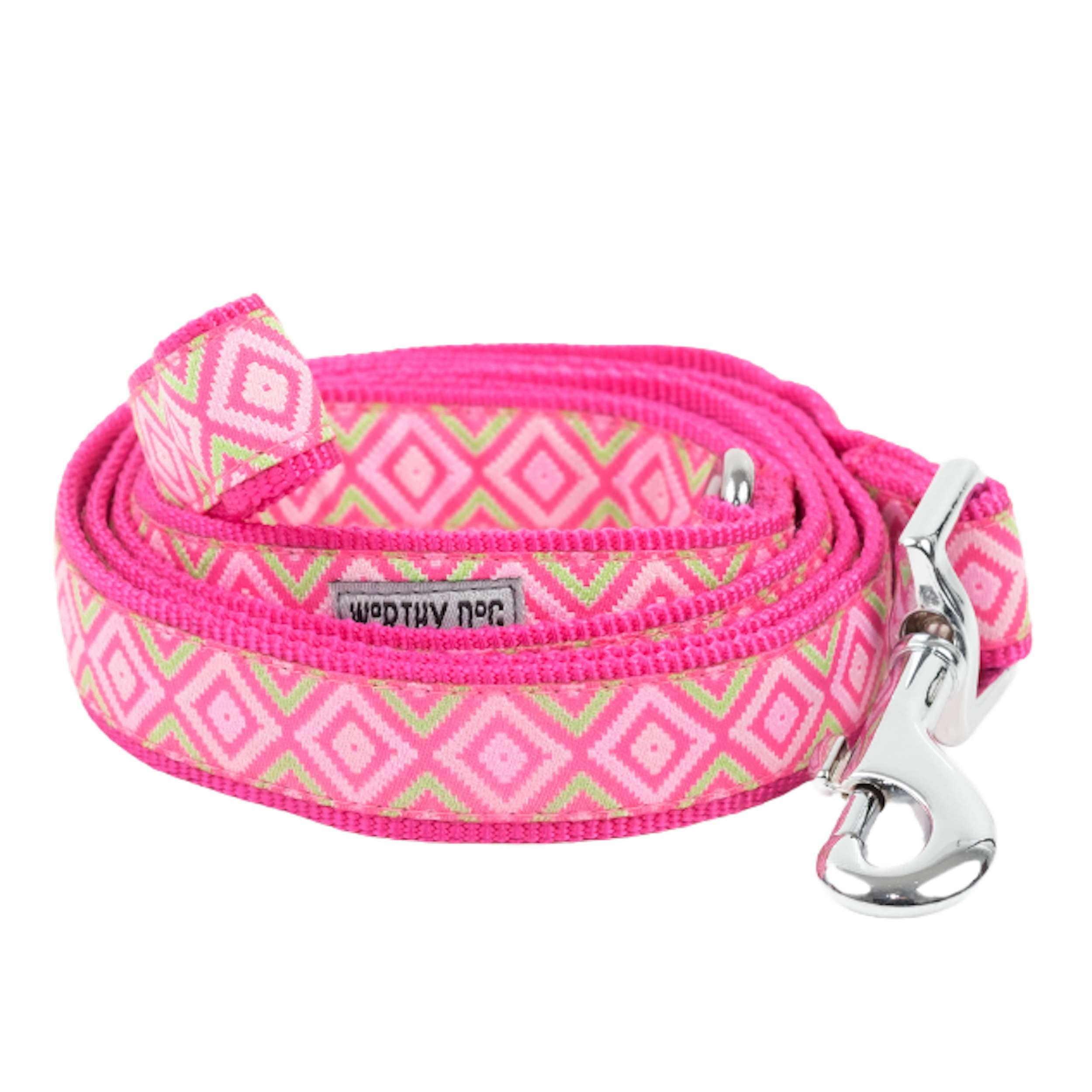 graphic-diamond-pink-dog-leash