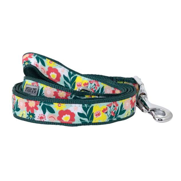 spring-bouquet-dog-leash